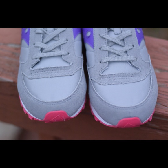 [SOLD] SAUCONY . SBIT-SU-SK159612-GP, GRAY PURPLE - Picture 5 of 8